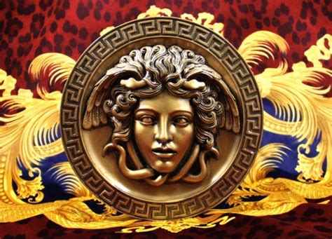 medusa symbol versace|why did Versace choose medusa.